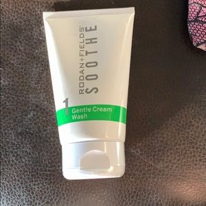 Rodan and Fields Gentle wash